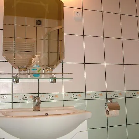 Guest house Blum Pince - Borozo Vendeghaz 3*