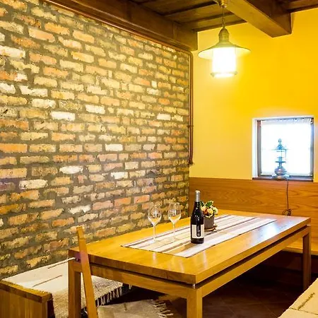 Blum Pince - Borozo Vendeghaz Guest house